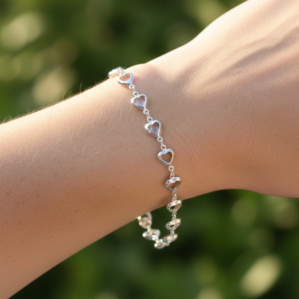 Trendy Bracelet for Girls & Women – Cute, Adjustable & Gift-Ready | MLCRC2040